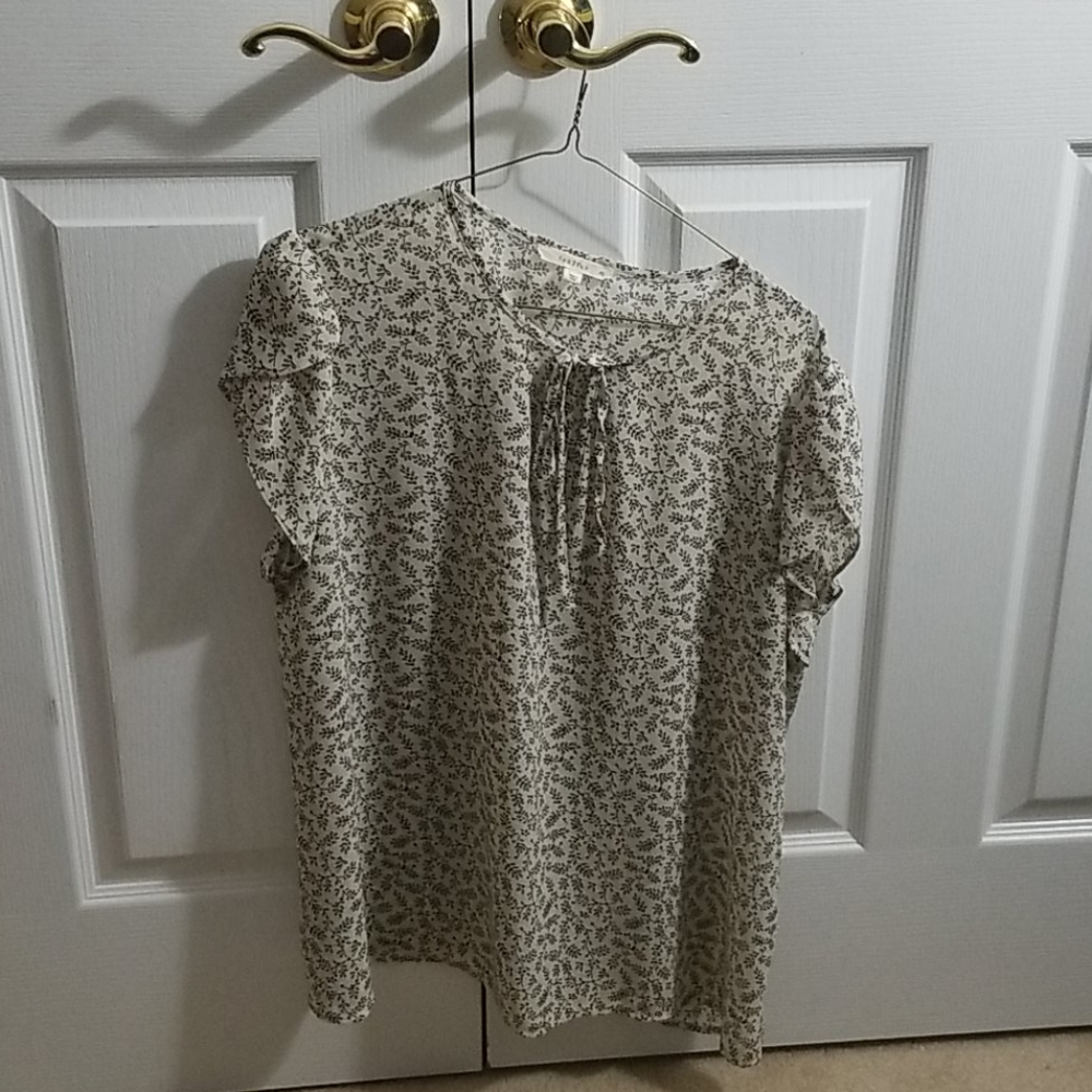 Fun2Fun siren Tie neck tulip sleeve blouse